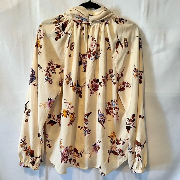 Ann Taylor Cream Floral Blouse - Picture 2 of 2